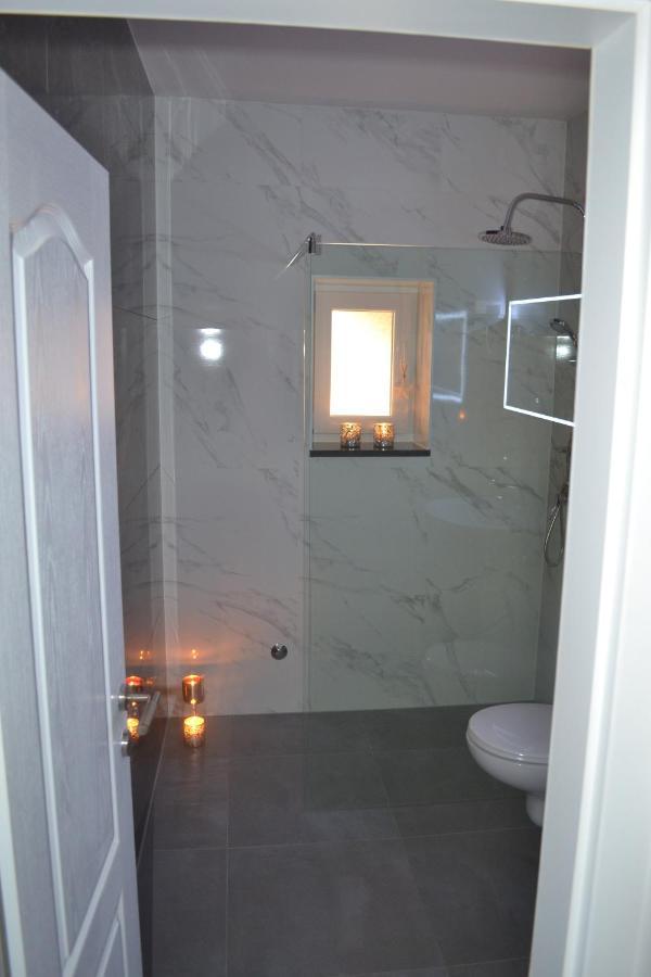 Apartments Rem Novalja Luaran gambar