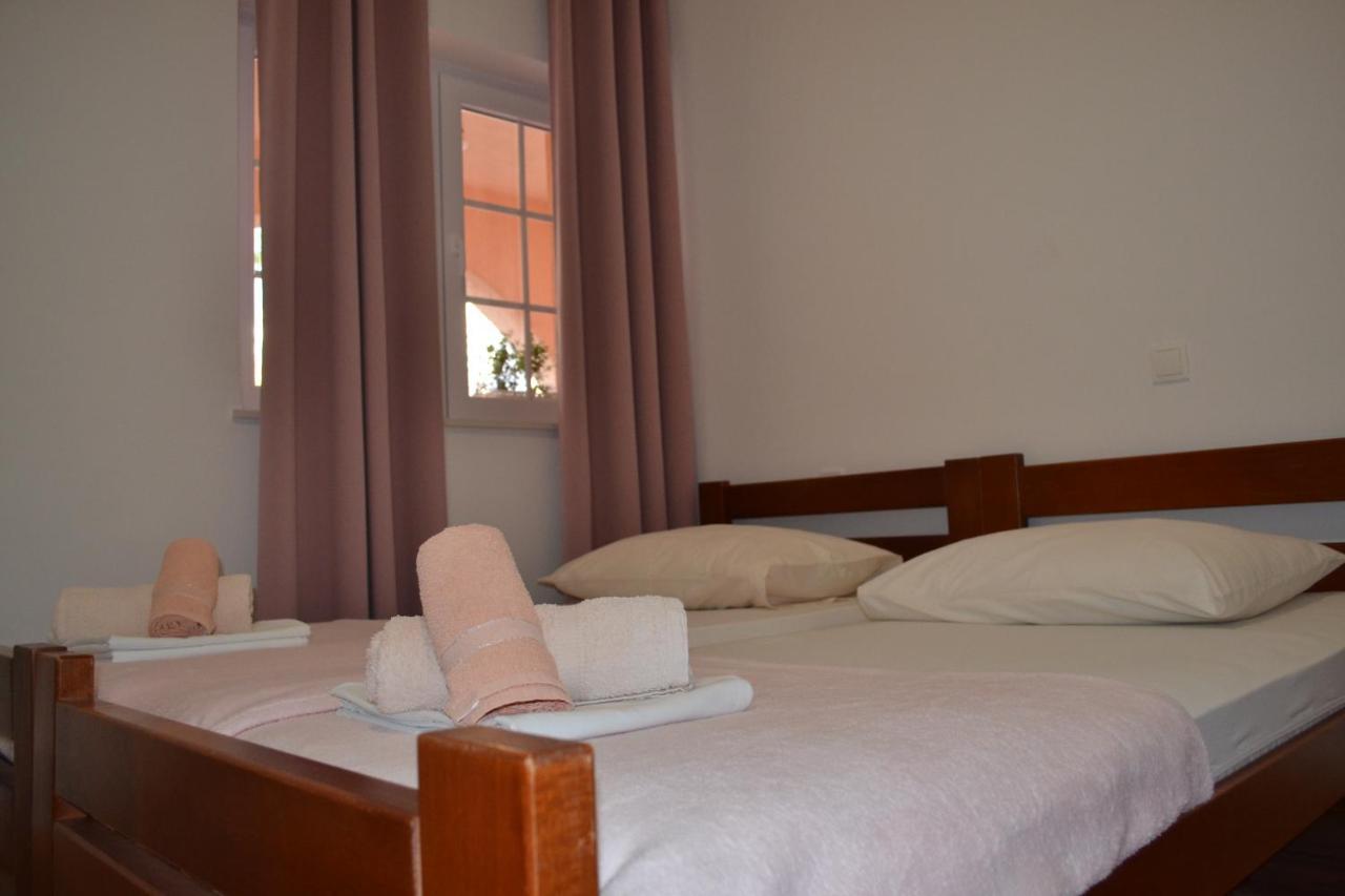 Apartments Rem Novalja Luaran gambar