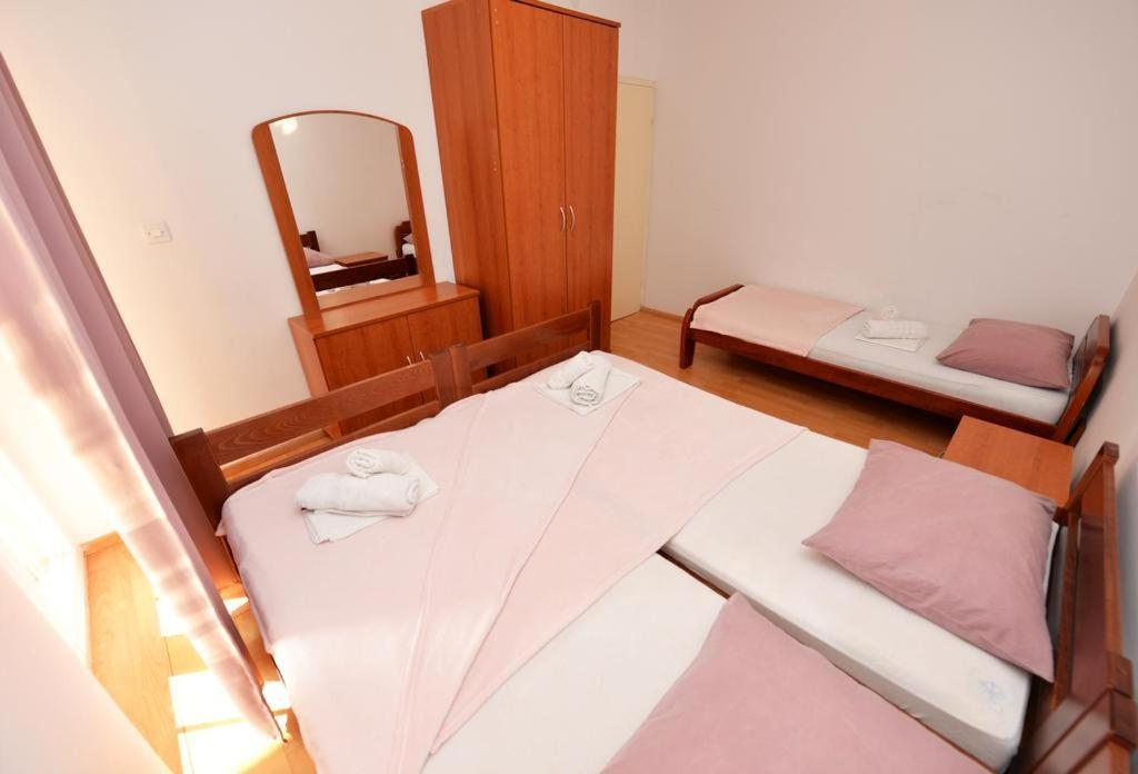 Apartments Rem Novalja Luaran gambar