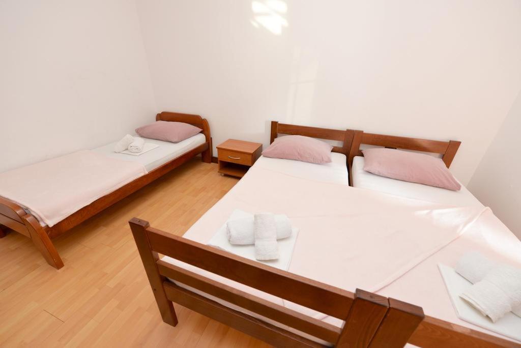 Apartments Rem Novalja Luaran gambar